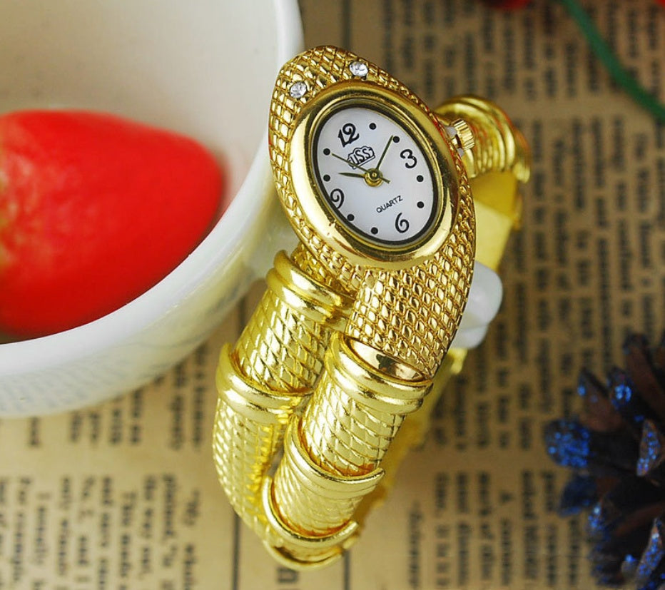 Fashion Leisure Gold Women's Bracelet Quartz Watch