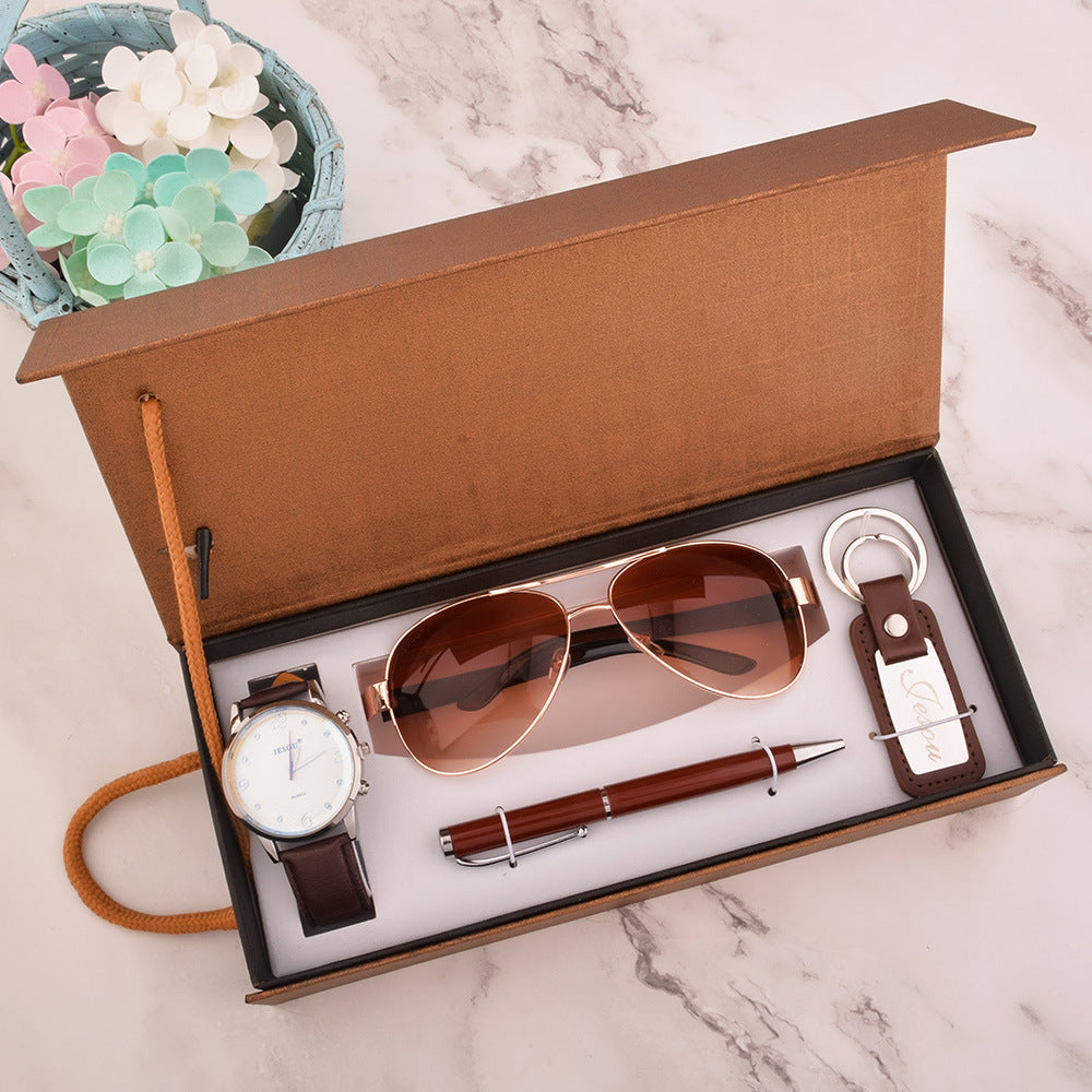 Creative Combination Set Exquisitely Packed Watch Pen Sunglasses Keychain Mens Gift Set