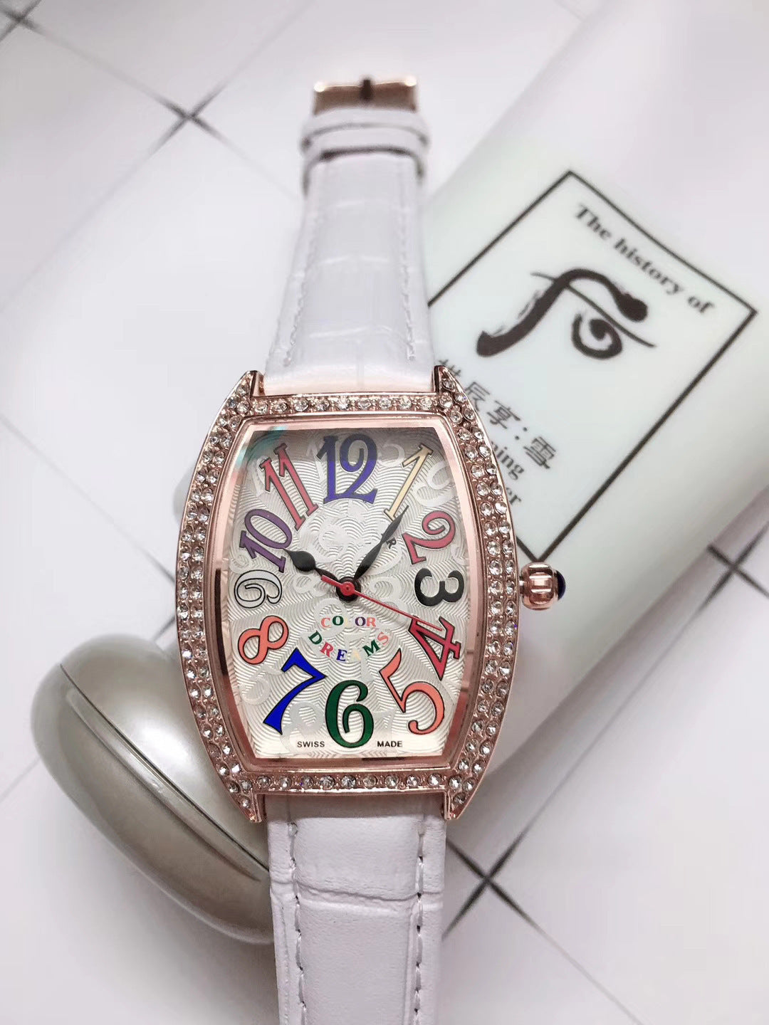 Hot-selling Explosive AliExpress Wechat Fashion Square Flange Ladies Watch Ladies Watch