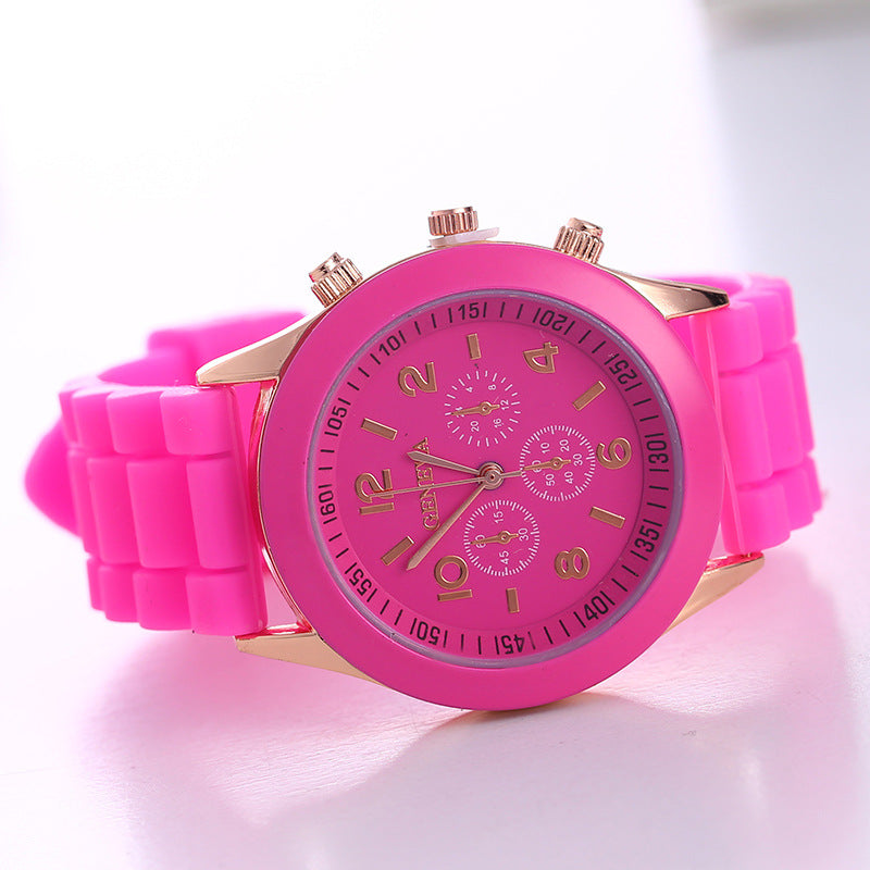 Spot geneva Geneva silicone watch women's Korean version fashionable and beautiful colorful jelly student casual watch