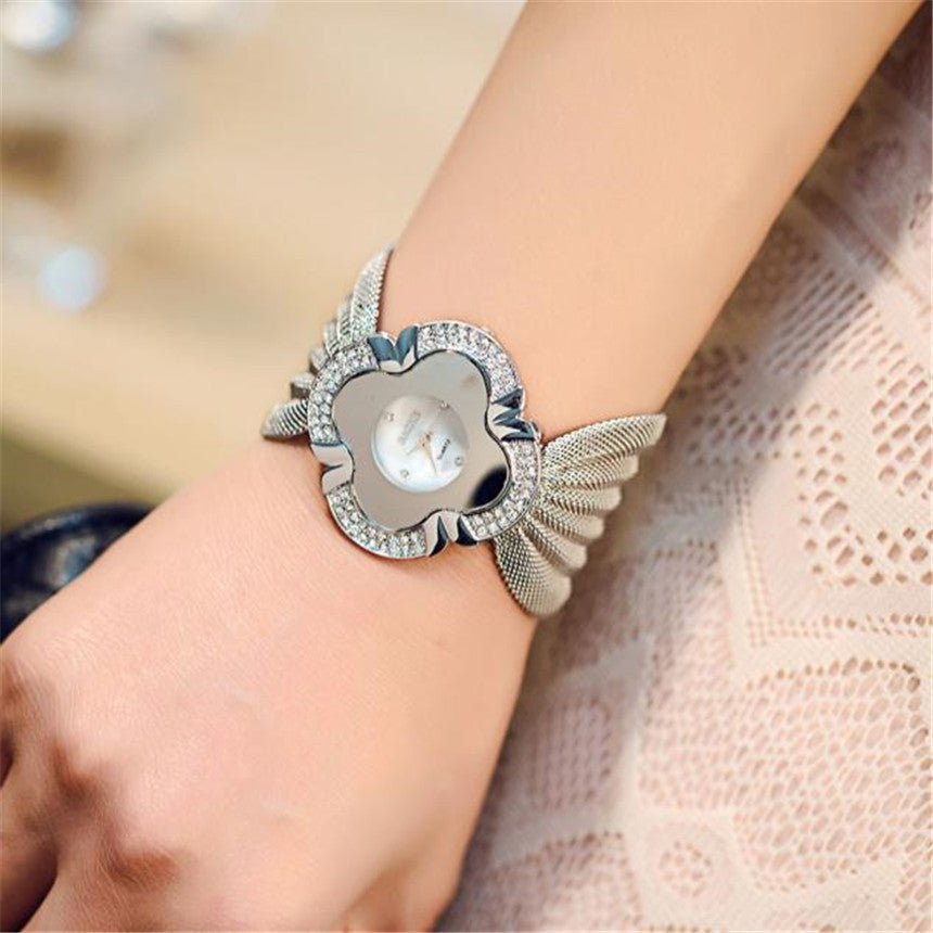 Flower shape mirror dial diamond mesh strap watch