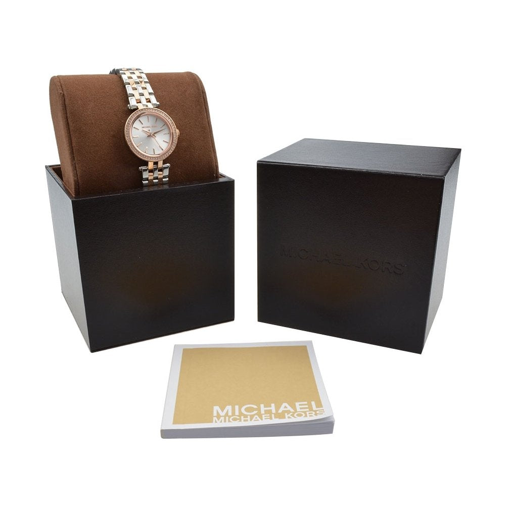 Michael Kors Orologio Darci per donna, Movimento al quarzo a tre lancette in tonalità argento con cinturino in acciaio inossidabile