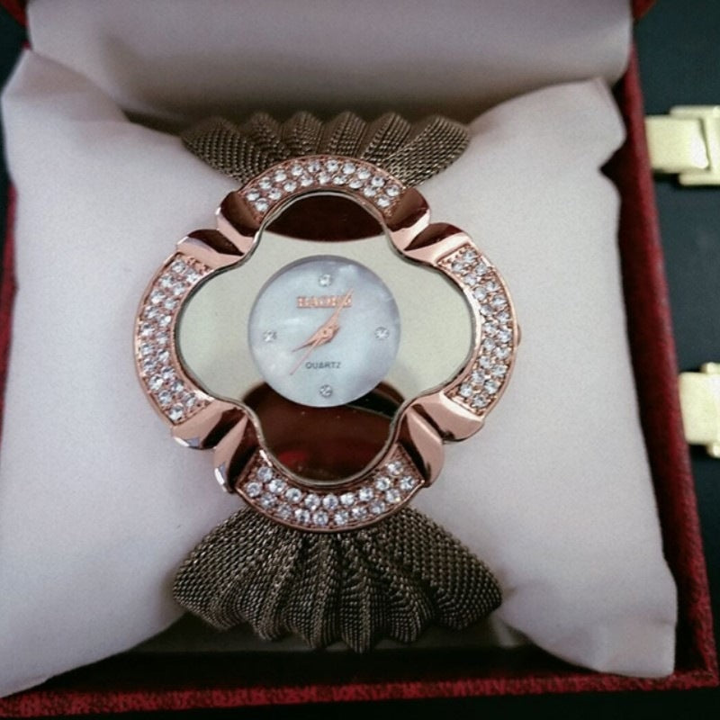 Flower shape mirror dial diamond mesh strap watch