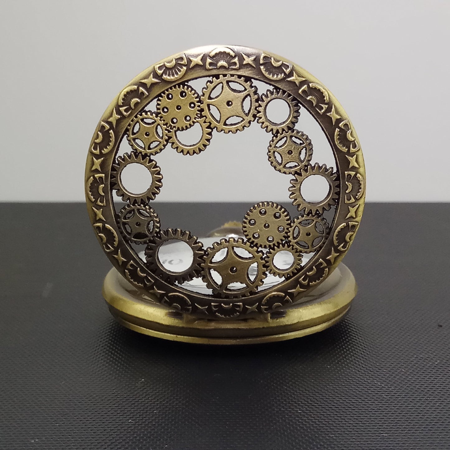 Vintage classic large gear hollow pocket watch