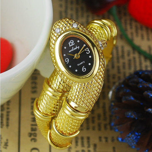 Fashion Leisure Gold Women's Bracelet Quartz Watch