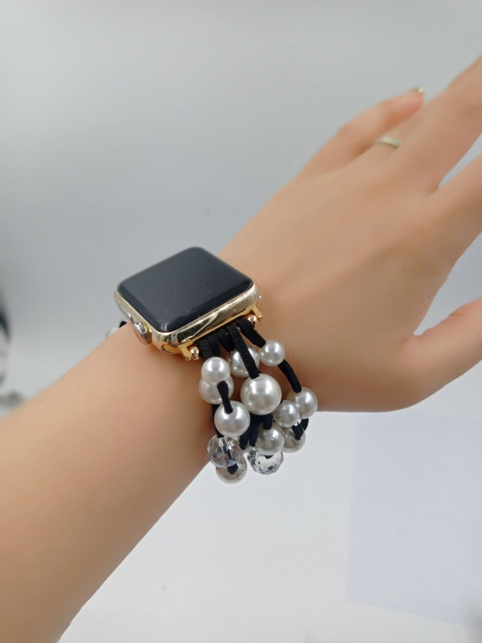 New Women's Personalized Pearl Crystal Bracelet Watch