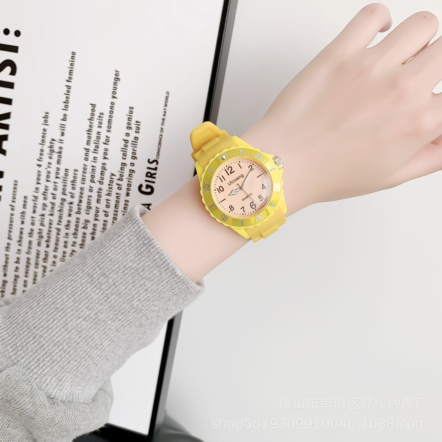 Children's cute boys and girls elementary school students waterproof and anti-fall colored jelly junior high school students ins niche watch