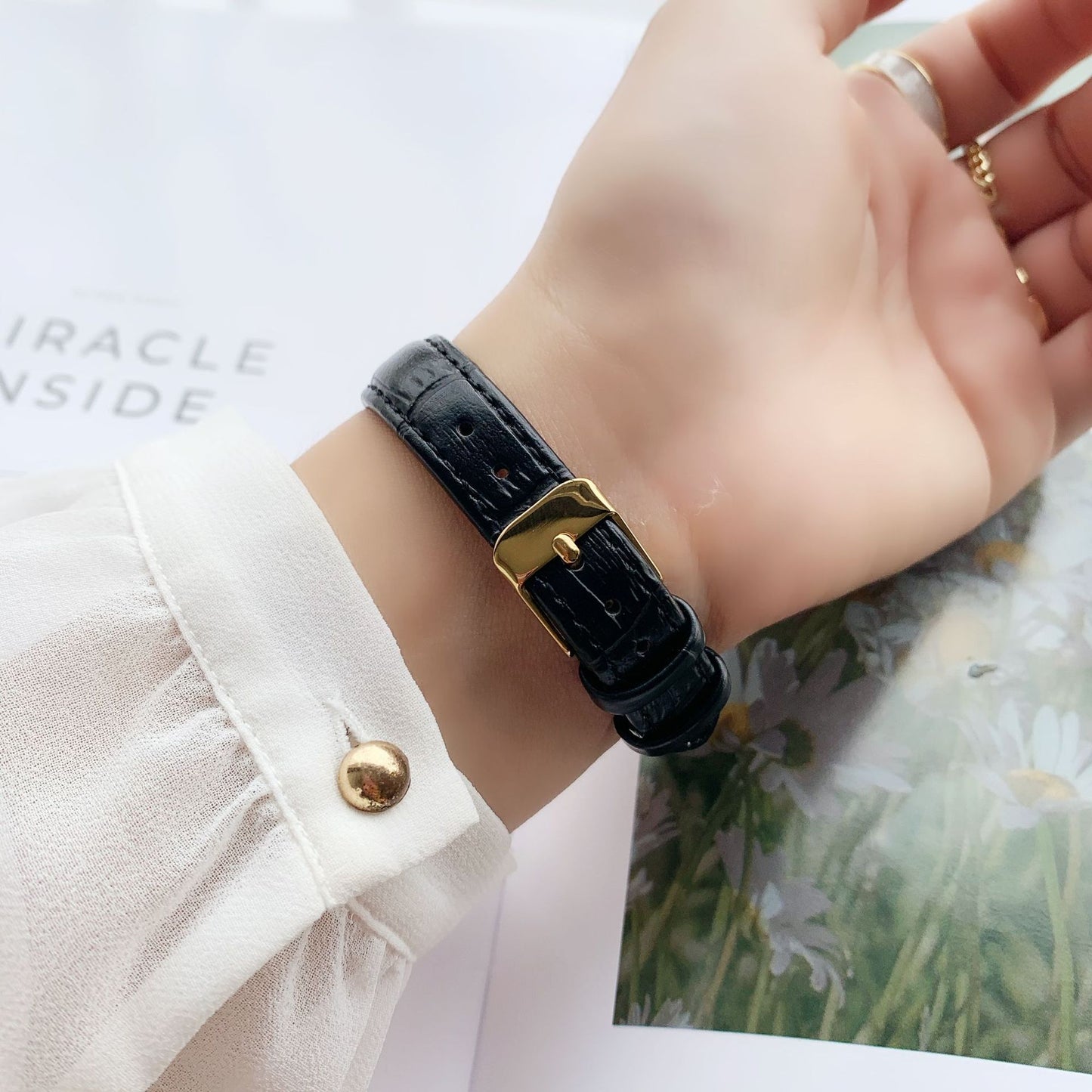 Fashion Casual Belt Square Dial Watch